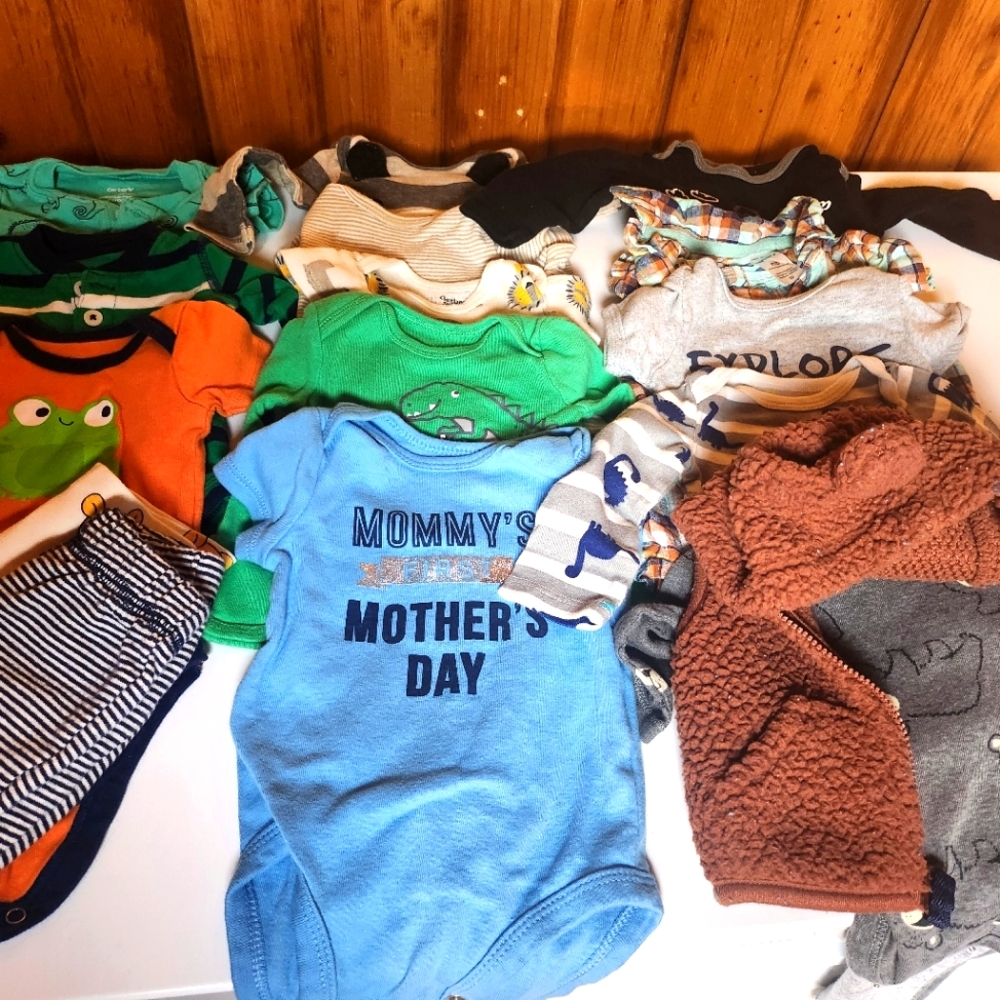 Large lot of baby boy (0-3 month) clothes